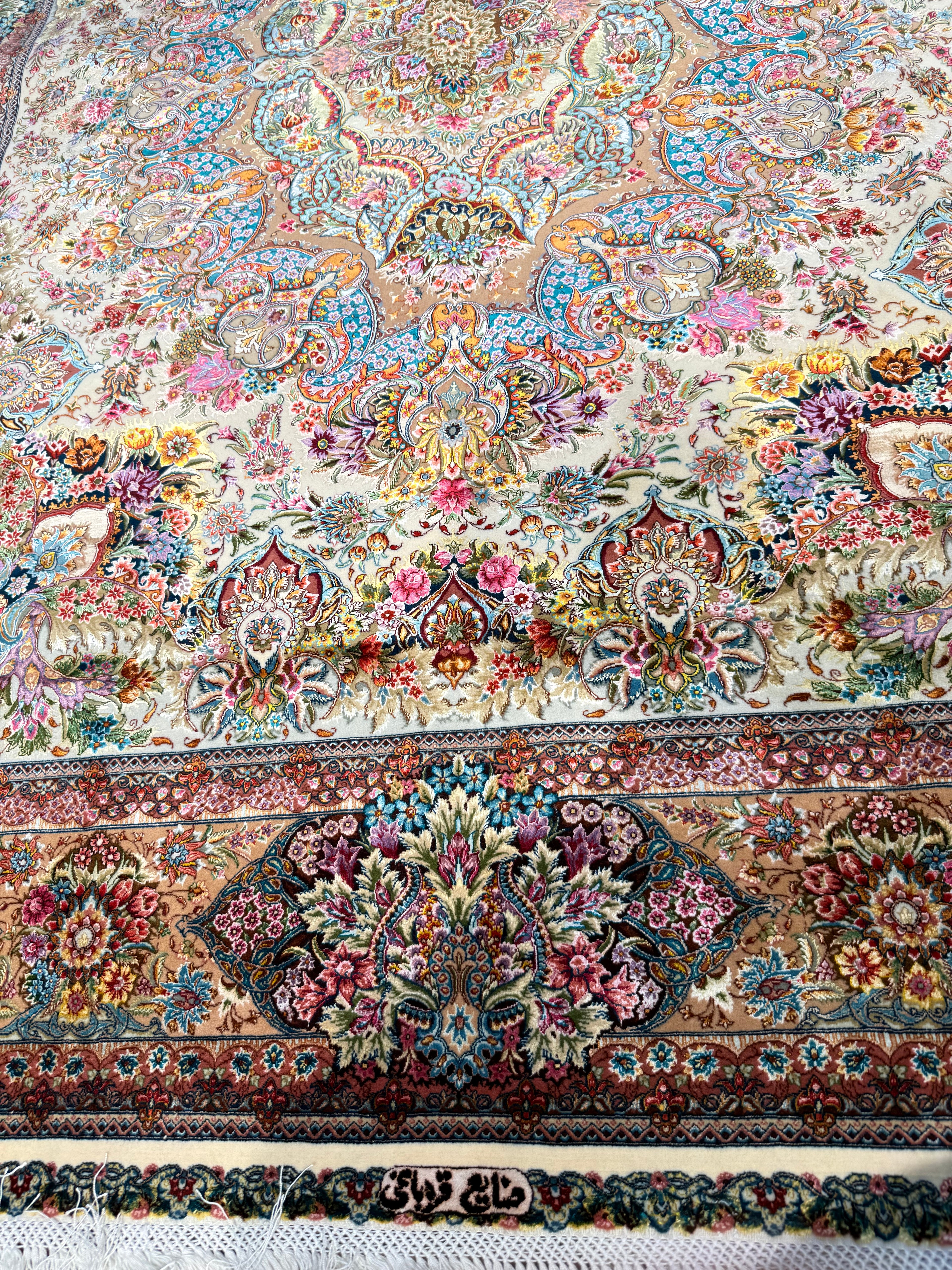 Hymn of Colors by Gharabaghi